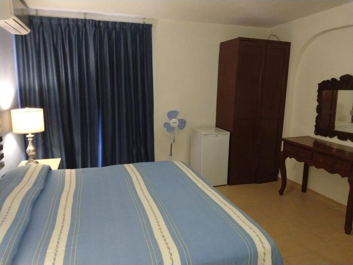 Hotel Pension San Juan Плайя-дель-Кармен Екстер'єр фото