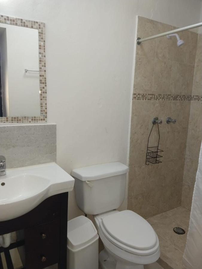Hotel Pension San Juan Плайя-дель-Кармен Екстер'єр фото